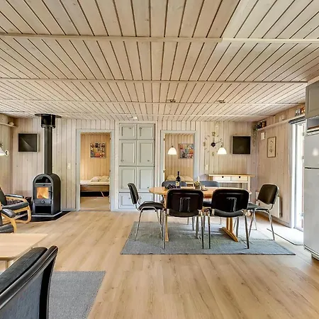Hébergement de vacances Pet Friendly In With Kitchen *